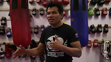 Q4: How you advise a beginner to start in Muay Thai?